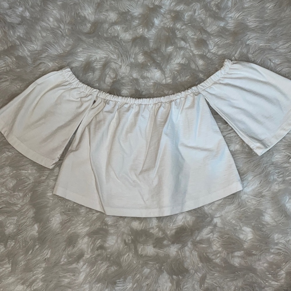 White off the shoulder cropped shirt
